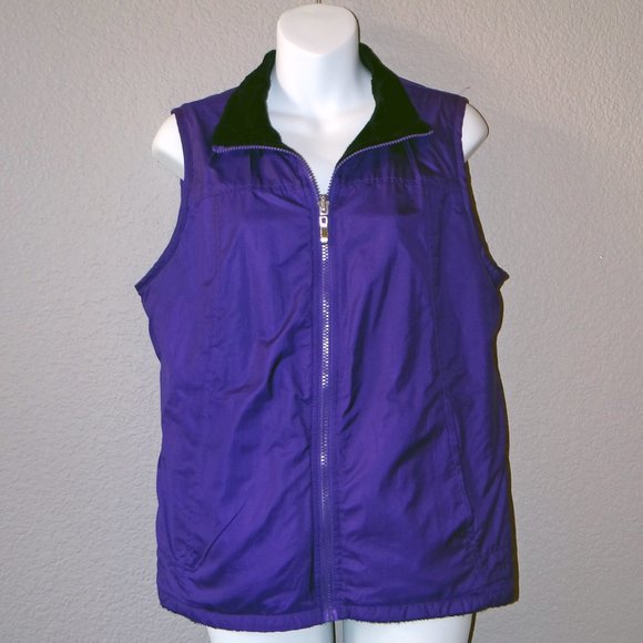 Liz Claiborne Jackets & Blazers - LIZ CLAIBORNE Reversible Purple & Black Fleece Vest Size Medium